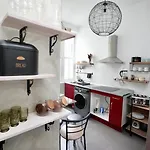 Theplacetobe Bed and Breakfast