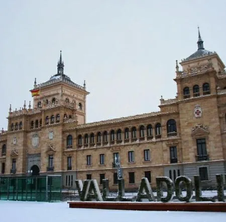 Theplacetobe 2* Вальядолид